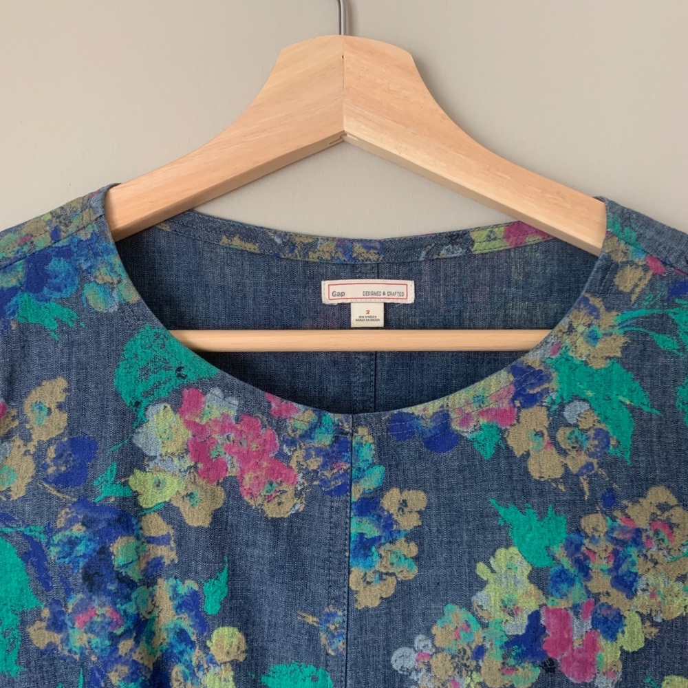 {Gap} Floral Denim Fit & Flare Dress - Picture 3 of 5